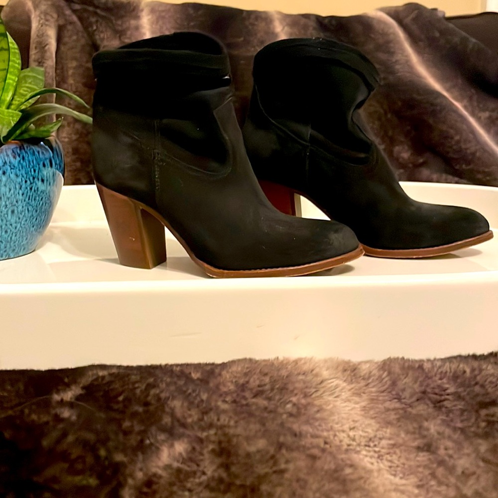 Frye short black suede boots, western style.